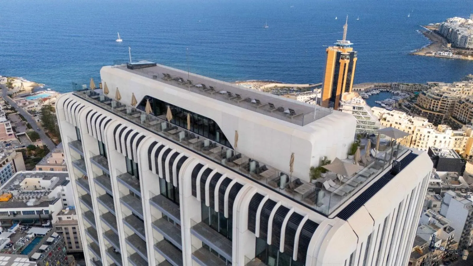 Oasis On The 27Th, Mercury Tower Saint Julian's 0*,